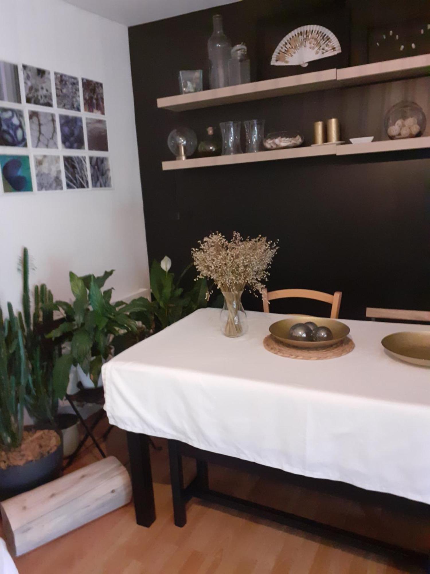 Au Bosquet, Chambre Et Salle De Bains Avec Petit Dejeuner A 600 M Du Centre Dans Un Cadre Calme Et Verdoyant Salies-de-Béarn Kültér fotó